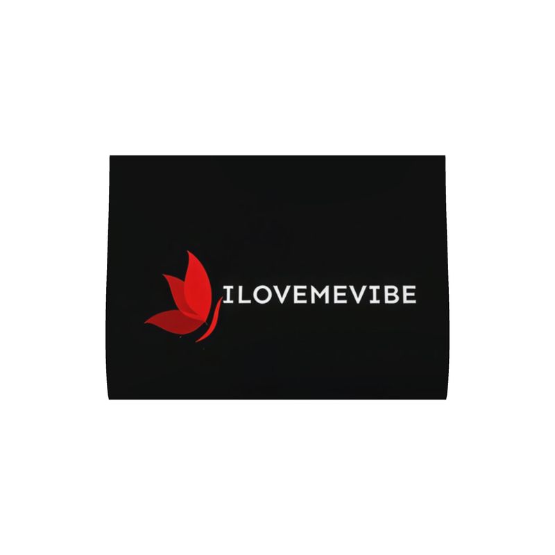 I Love Me Vibe I’m Always Lucky tea towel with good fortune affirmation, made of cotton and linen with decorative edges.